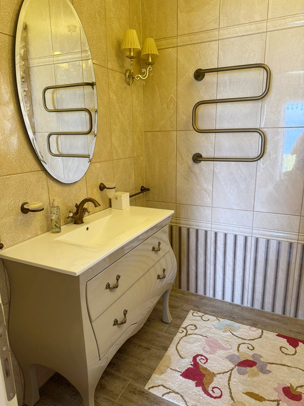 Elmar Villa Second Floor - Photo 16