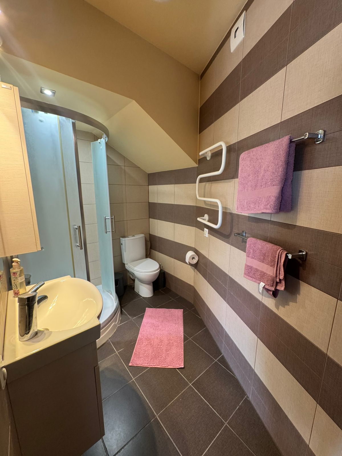 Elmar Villa Second Floor - Photo 3